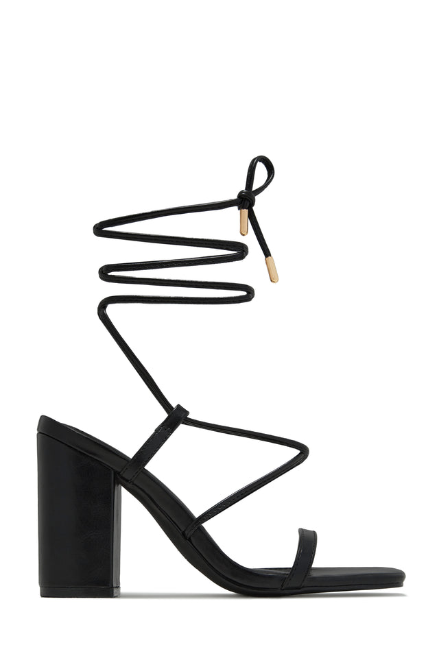 Load image into Gallery viewer, Black Chunky Heels
