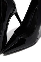 Load image into Gallery viewer, Kylan Heel Pumps - Black
