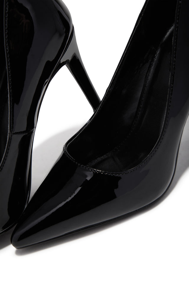 Load image into Gallery viewer, Kylan Heel Pumps - Black
