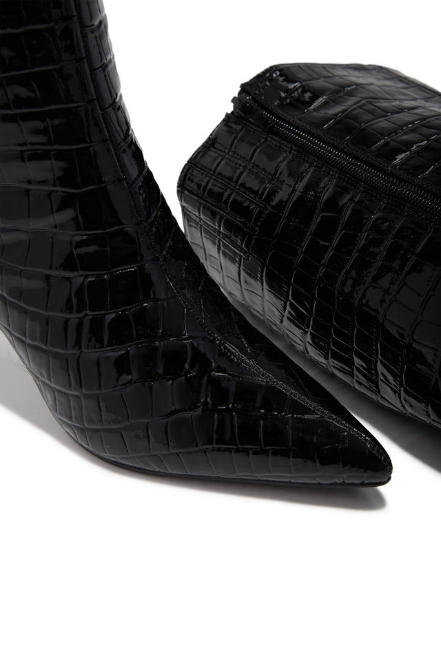 Load image into Gallery viewer, Chrissy Mid Heel Boots - Black
