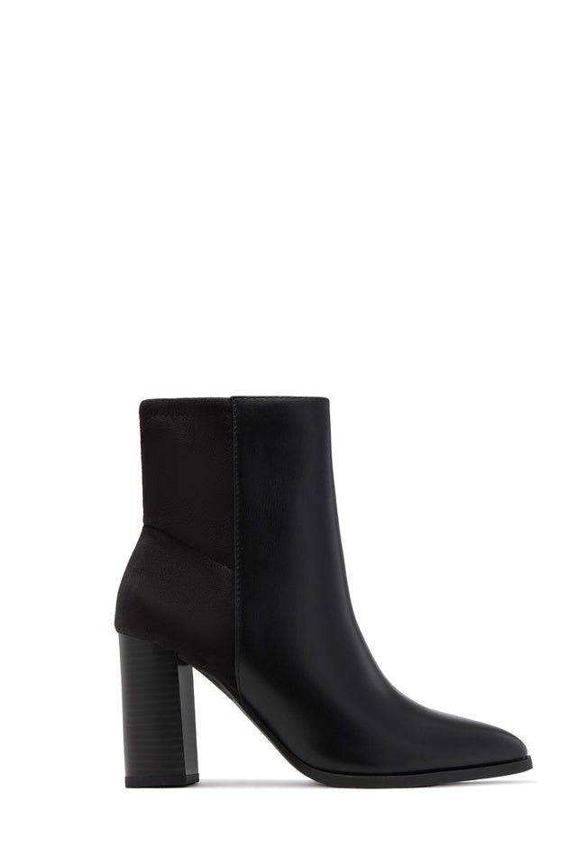 Load image into Gallery viewer, Madelyn Block Heel Ankle Boots - Black

