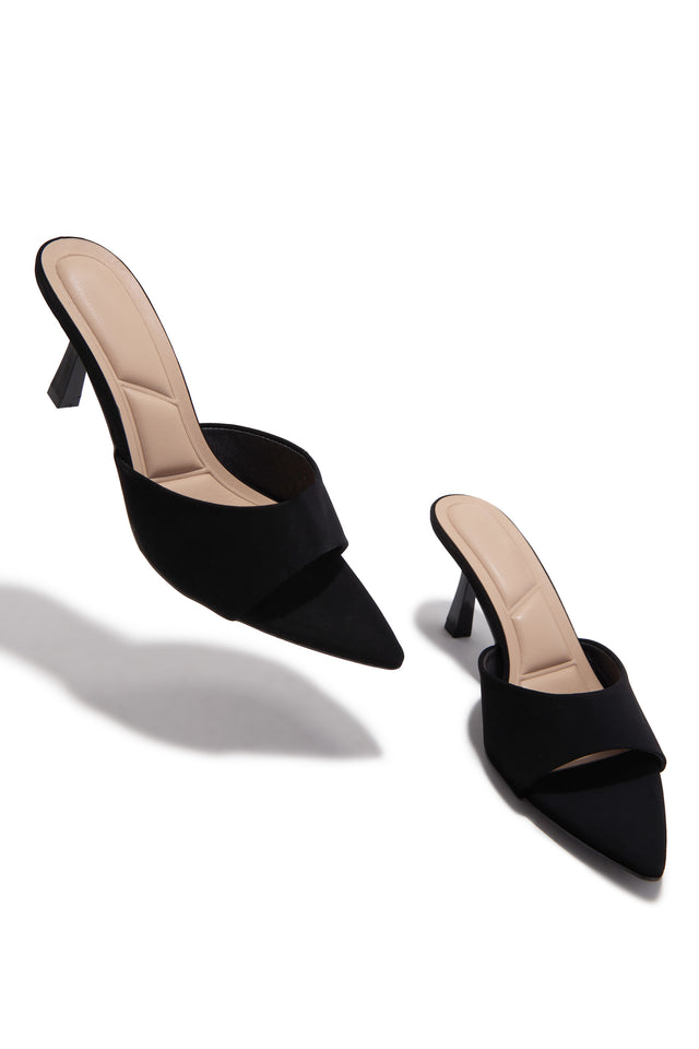 Load image into Gallery viewer, Hallie Pointed Toe Mid Heel Mules - Black
