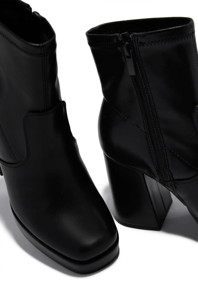 Load image into Gallery viewer, Masey Platform Block Heel Ankle Boots - Black
