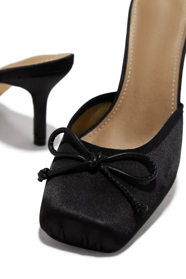 Load image into Gallery viewer, Tessa Ballet Mid Heel Mules - Black
