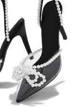 Load image into Gallery viewer, Black Pointed Toe Pearl Heels

