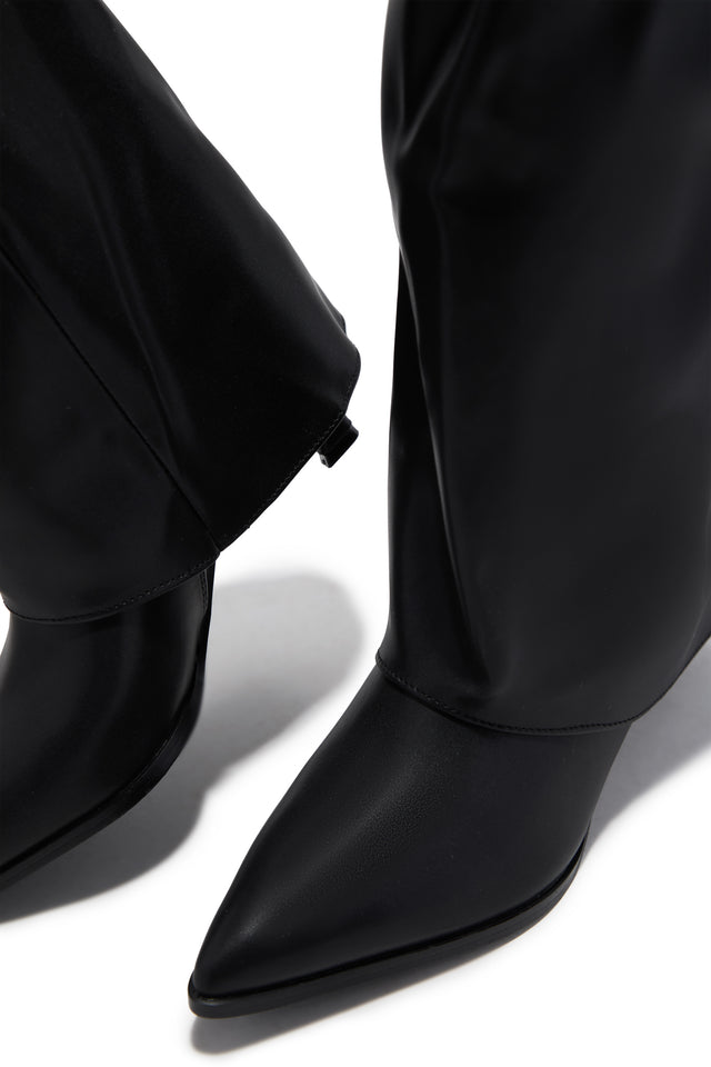 Load image into Gallery viewer, Yeleyna Kitten Heel Shark Boots - Black PU
