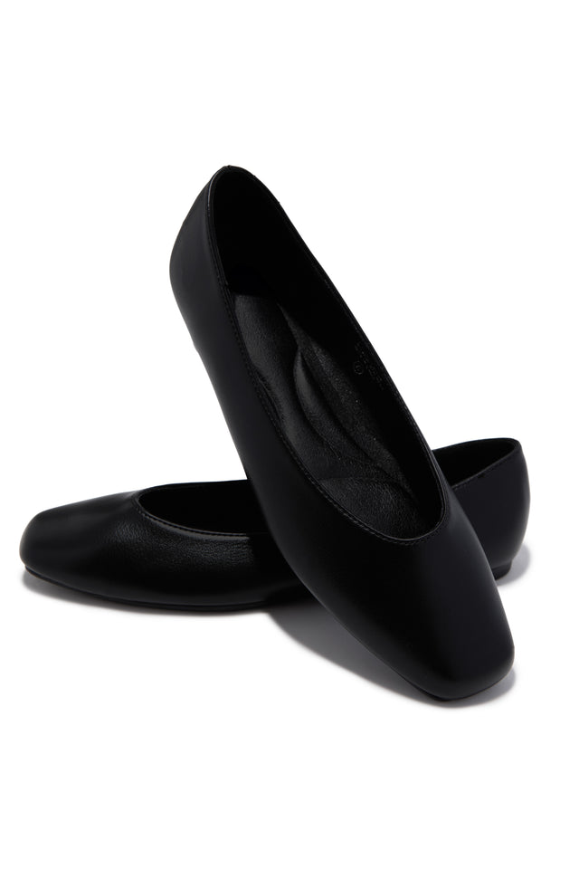 Load image into Gallery viewer, Claira Ballet Flats - Black PU
