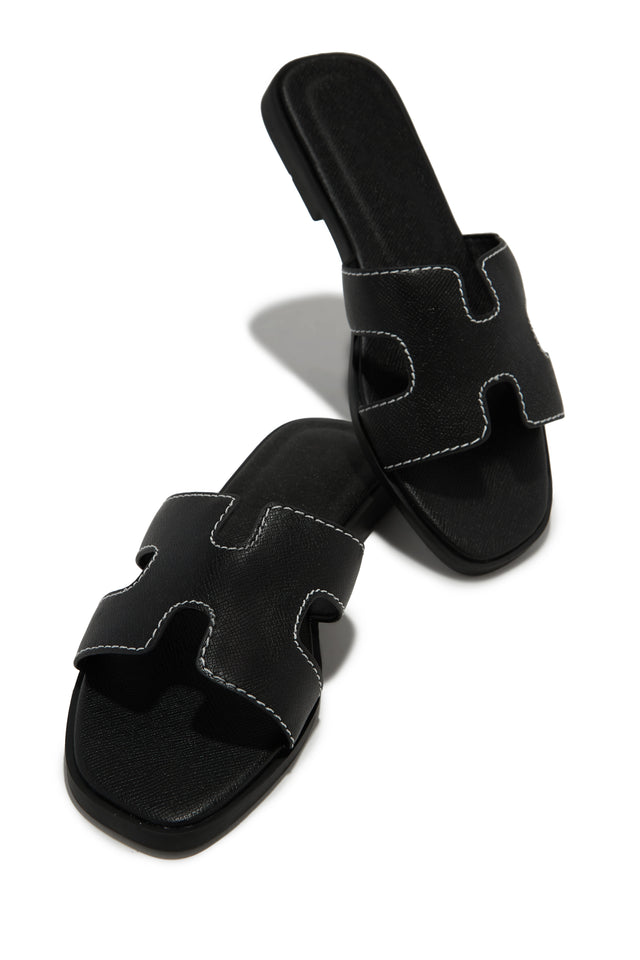 Load image into Gallery viewer, Lucy Slip On Sandals - Black
