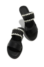 Load image into Gallery viewer, Janice Slip On Sandals - Tan
