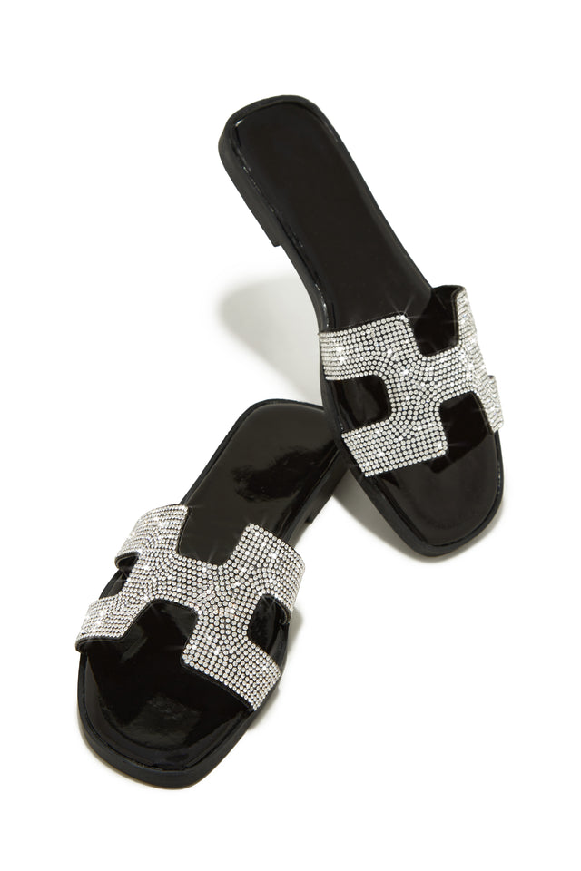 Load image into Gallery viewer, Black And Silver Slip on Sandal
