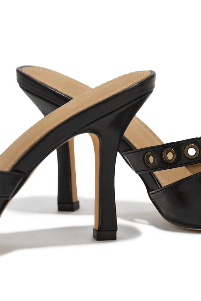 Load image into Gallery viewer, Black Heels
