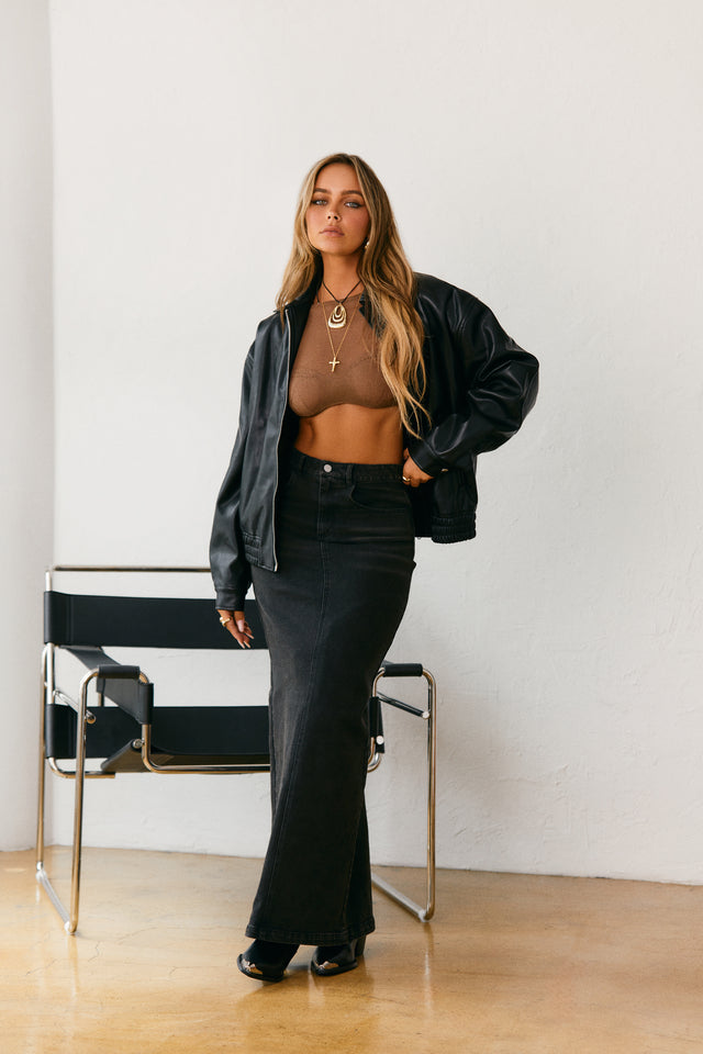 Load image into Gallery viewer, Black High Waist Skirt Outfit

