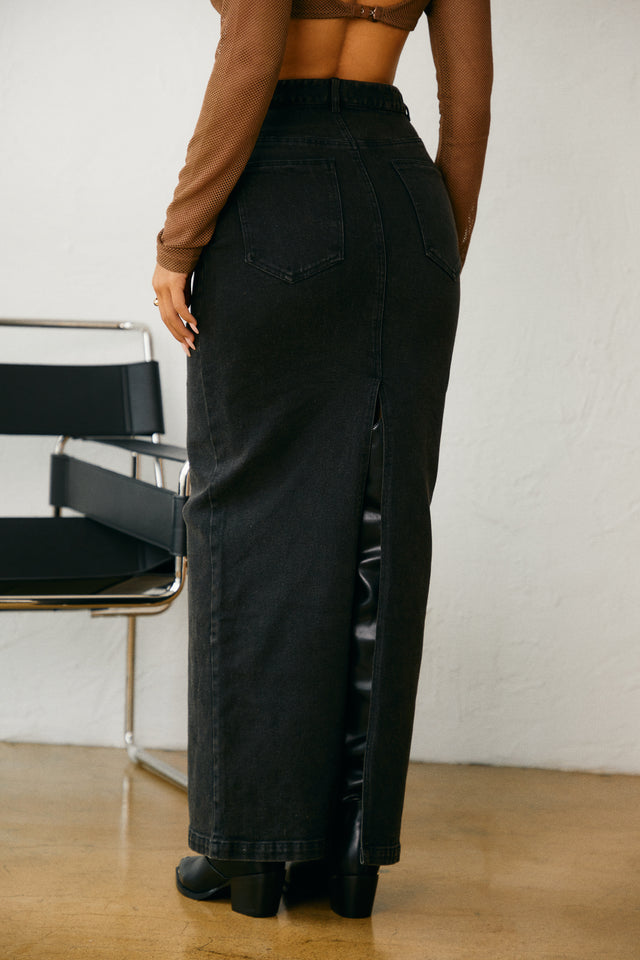 Load image into Gallery viewer, Stretchy Denim Skirt
