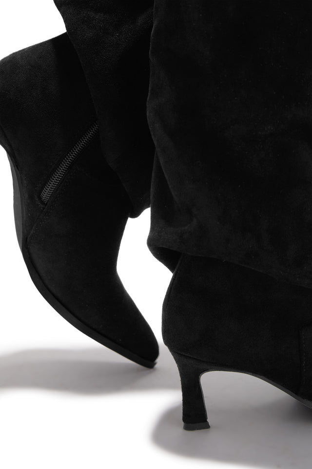 Load image into Gallery viewer, Yeleyna Kitten Heel Shark Boots - Black Suede
