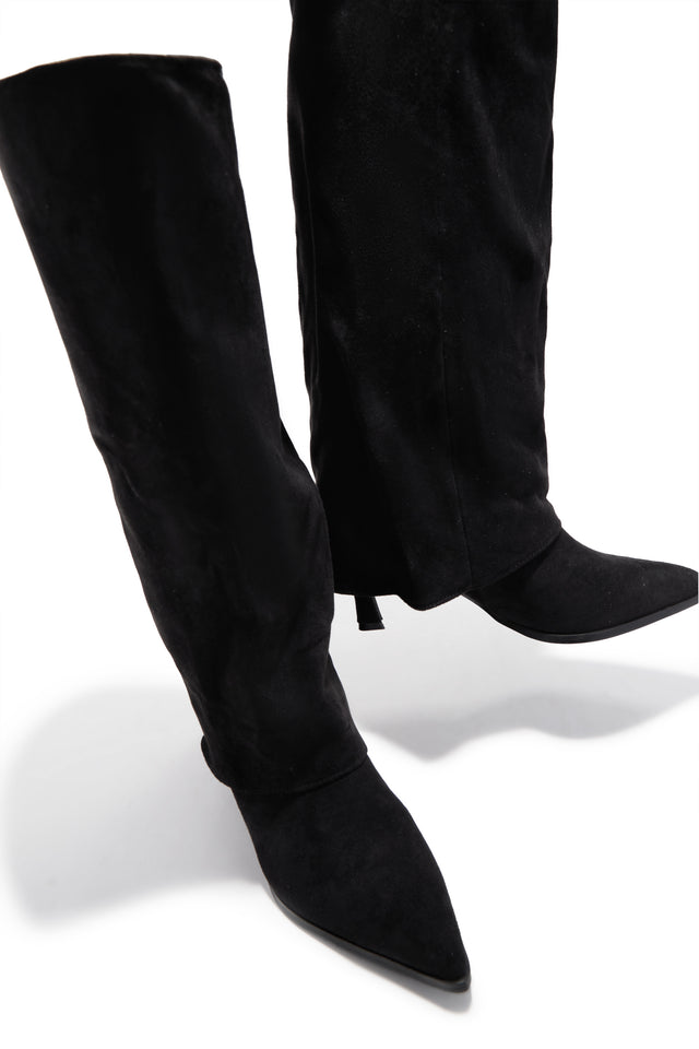 Load image into Gallery viewer, Yeleyna Kitten Heel Shark Boots - Black Suede
