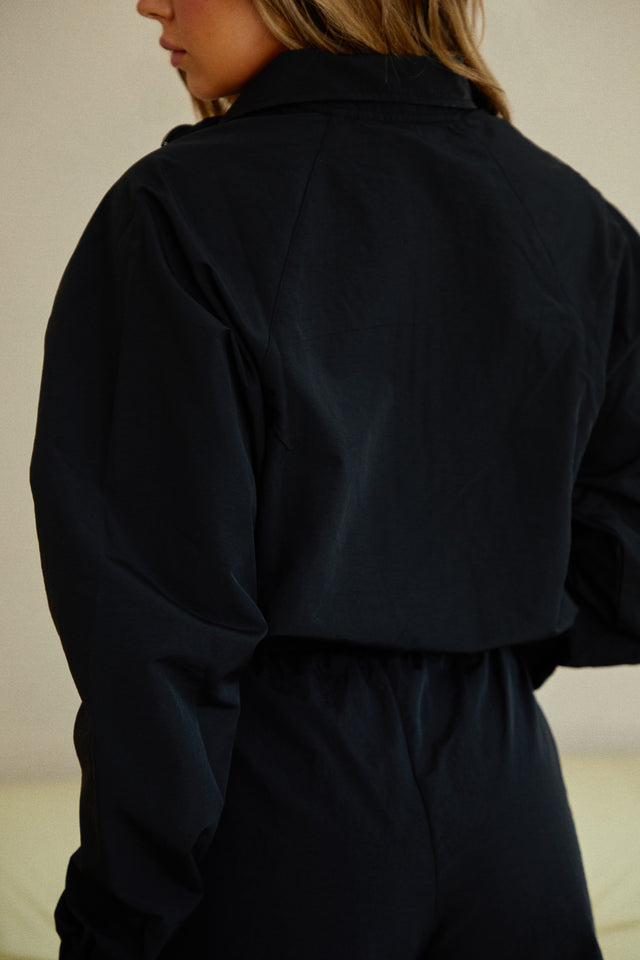 Load image into Gallery viewer, Black Jacket
