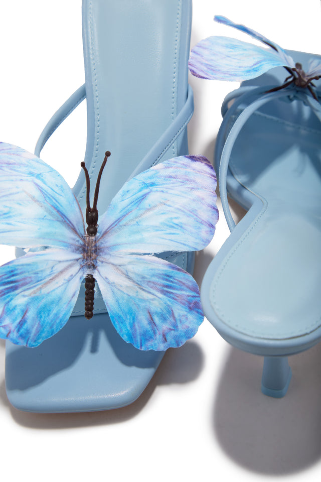 Load image into Gallery viewer, Social Butterfly Mid Heel Mules - Blue
