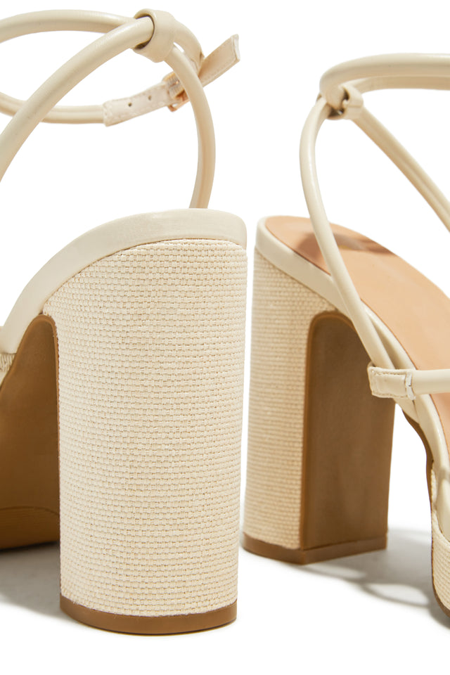 Load image into Gallery viewer, Ivory Raffia Block Heels
