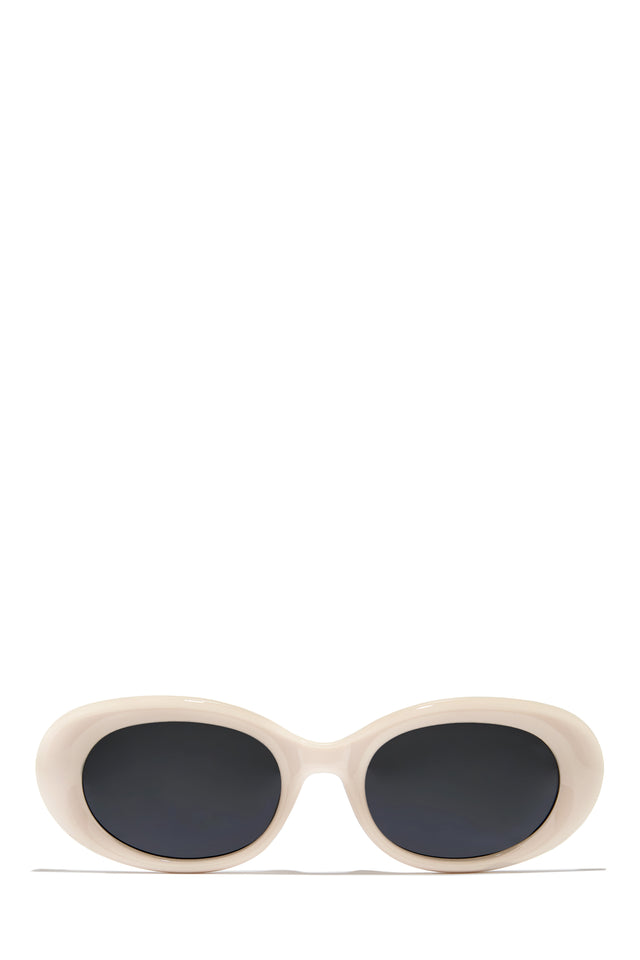 Load image into Gallery viewer, Old Money Sunglasses
