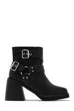 Load image into Gallery viewer, Daryn Block Heel Ankle Boots - Black

