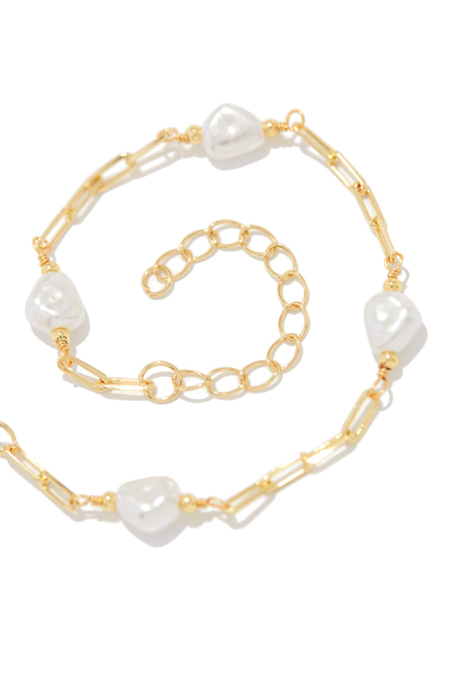 Load image into Gallery viewer, Faux Pearl Chain Link Bracelet
