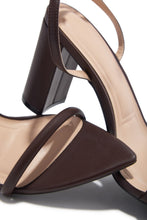 Load image into Gallery viewer, Reyna Single Sole Block Heels - Brown
