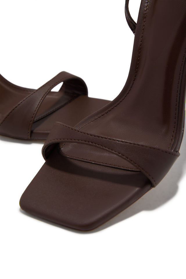 Load image into Gallery viewer, Viana Ankle Strap Mid Heels - Brown
