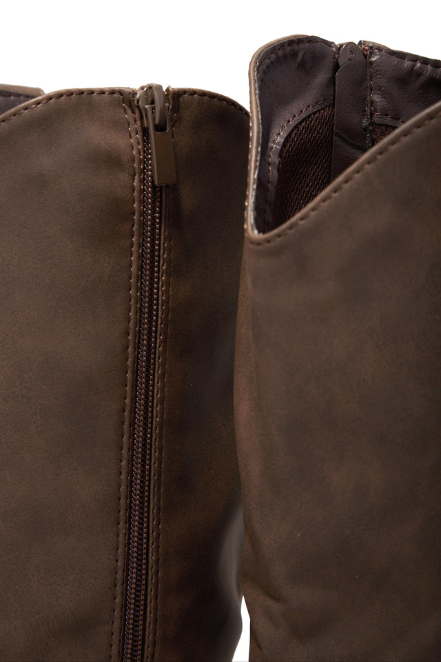 Load image into Gallery viewer, Festival Forever Cowgirl Boots - Brown
