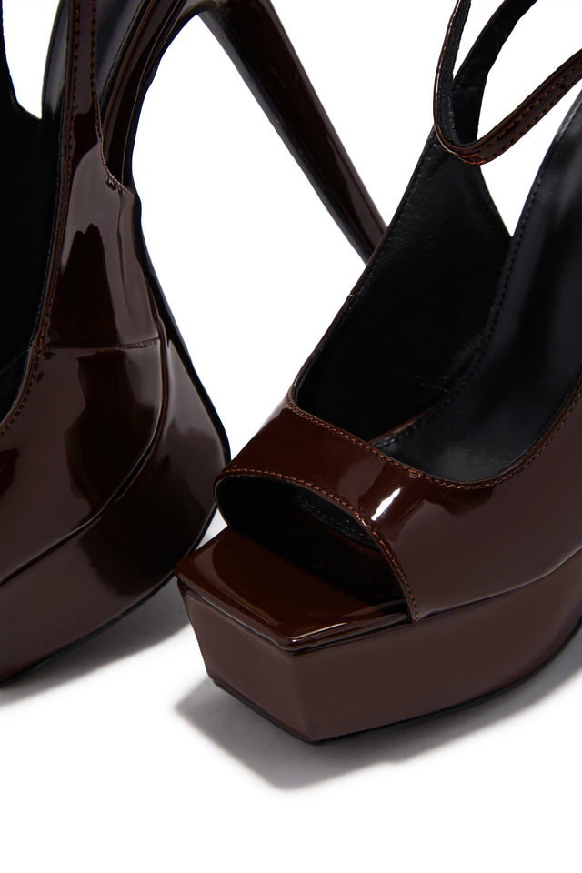 Load image into Gallery viewer, Ameli Platform High Heels - Brown

