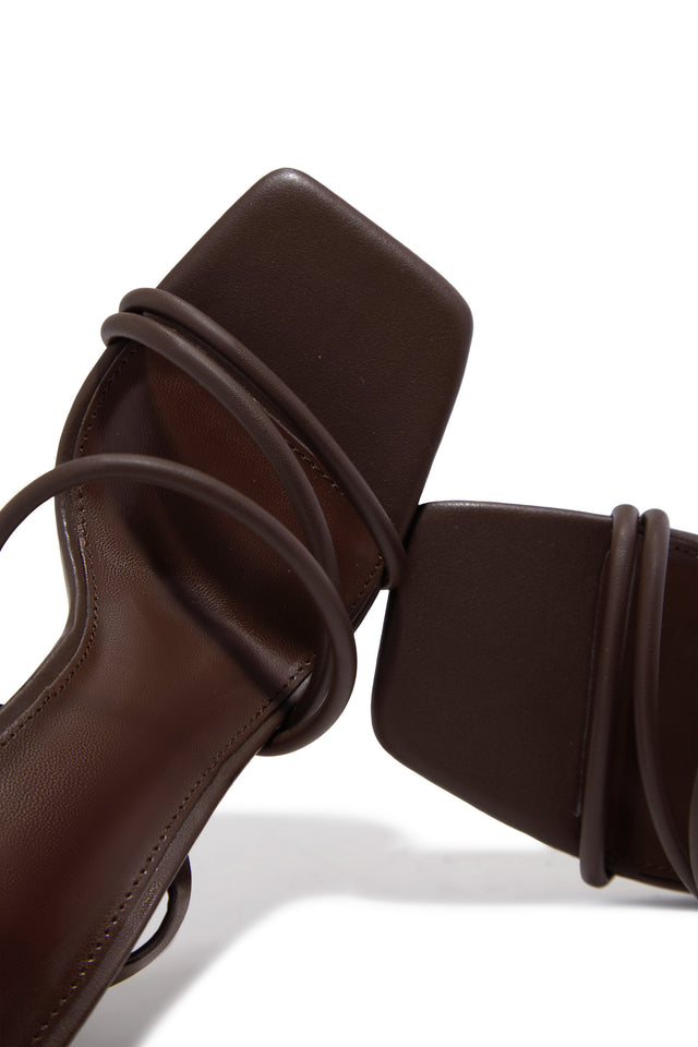 Load image into Gallery viewer, Katti Strappy Mid Heels - Brown
