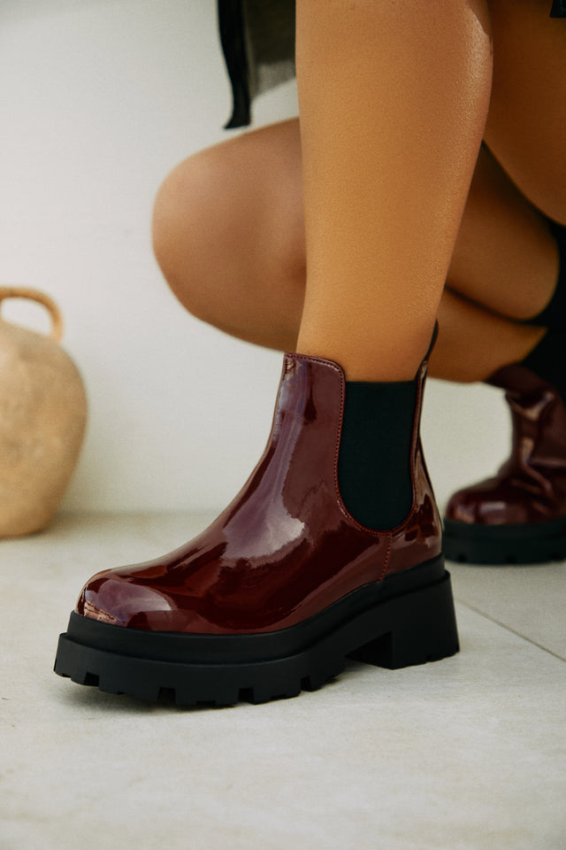Load image into Gallery viewer, Patent Burgundy Boots
