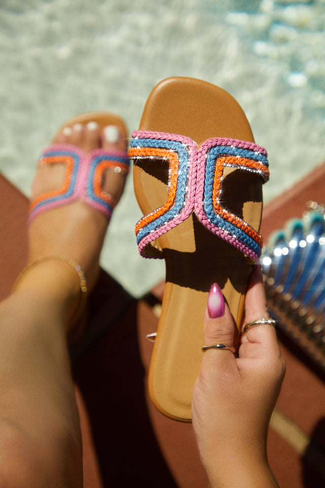 Load image into Gallery viewer, Embellished Sandals
