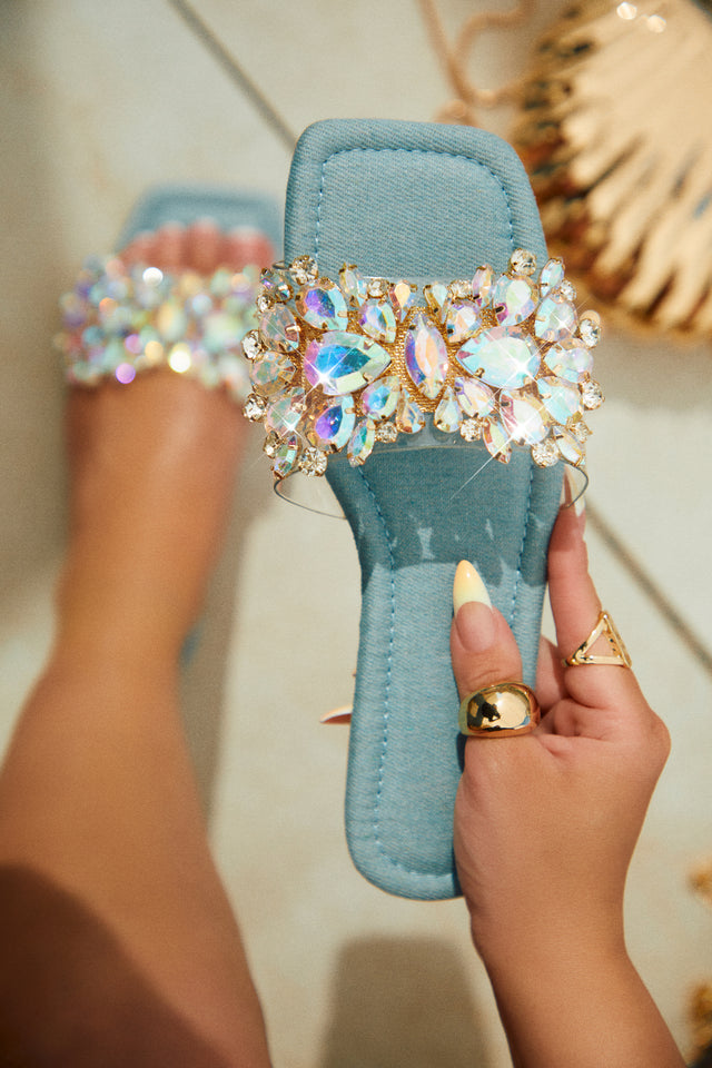 Load image into Gallery viewer, Caribbean Island Embellished Slip On Sandals - Denim
