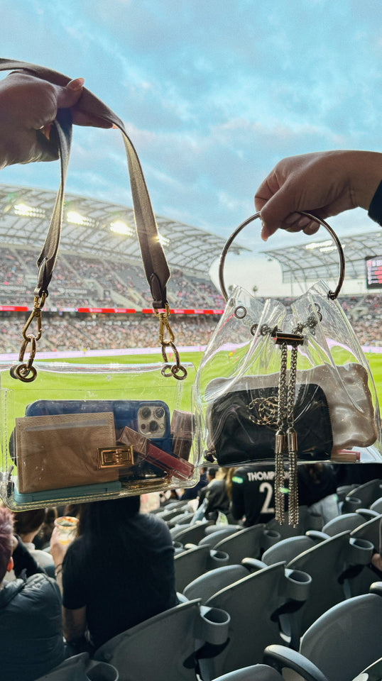 Load image into Gallery viewer, Leslie Clear Shoulder Bag - Clear
