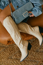 Load image into Gallery viewer, Cowgirls - Nude
