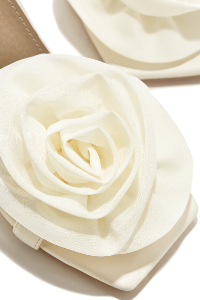 Load image into Gallery viewer, Divine Bloom - Cream
