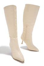 Load image into Gallery viewer, Jaylin Mid Heel Boots - Cream
