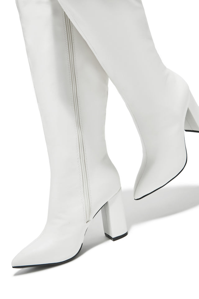 Load image into Gallery viewer, Darcy Block Heel Boots - White
