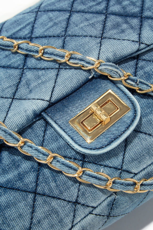 Load image into Gallery viewer, Mariela Quilt Stitch Bag - Denim
