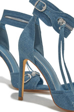 Load image into Gallery viewer, Blue Wash Denim Heels
