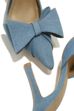 Load image into Gallery viewer, Bow Mules
