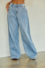 Load image into Gallery viewer, Cool Girl Jeans
