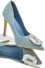 Load image into Gallery viewer, Blue Denim Pumps
