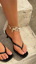 Dinorah Thong Strap Kitten Heel Sandals - Black
