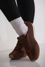 Load image into Gallery viewer, Downtown Stroll Lace Up Sneakers - Brown
