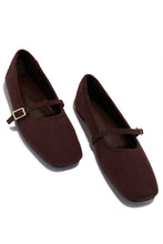 Load image into Gallery viewer, Ellie Mary Jane Flats - Brown
