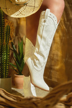 Load image into Gallery viewer, Festival Season Cowgirl Boots - White
