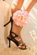 Load image into Gallery viewer, Women Wearing Black Single Sole Heels
