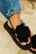 Load image into Gallery viewer, Florence Flower Chunky Sandals - Black
