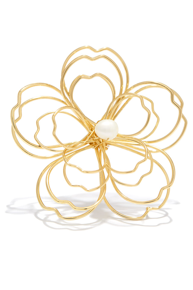 Load image into Gallery viewer, Pearl Floral Earrings
